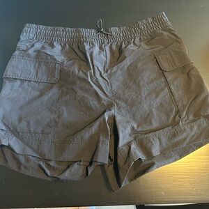 High-Waisted Cargo Utility Shorts -- 5-inch inseam Old Navy XL 2/20$